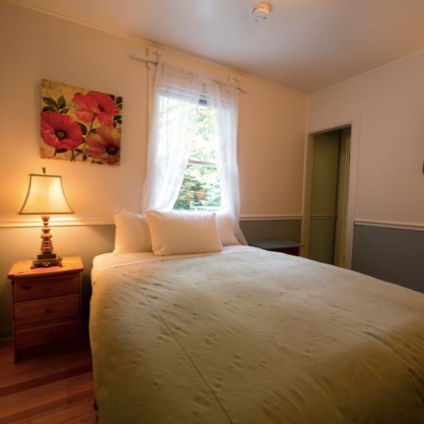 Bedroom at Heriot Bay Inn