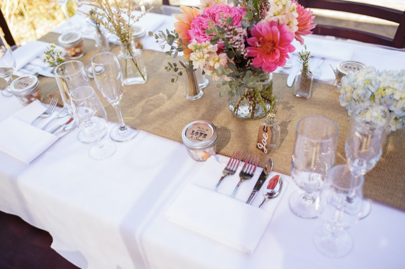 table arrangement at heriot bay inn wedding